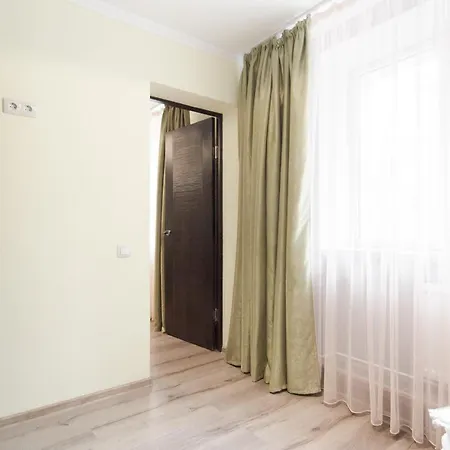 Primorskiy Apartment *